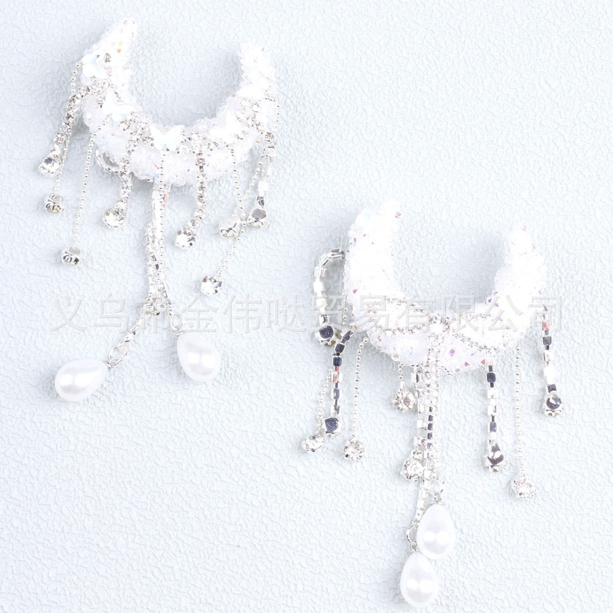 Wholesale Heavy Industry Moon Tassel Studded Diamond Bow Pearl Beading